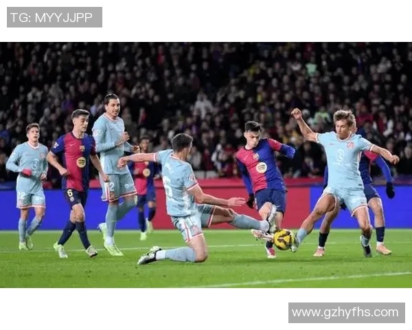 马德里竞技遭遇巴萨绝杀，西甲竞争愈发激烈