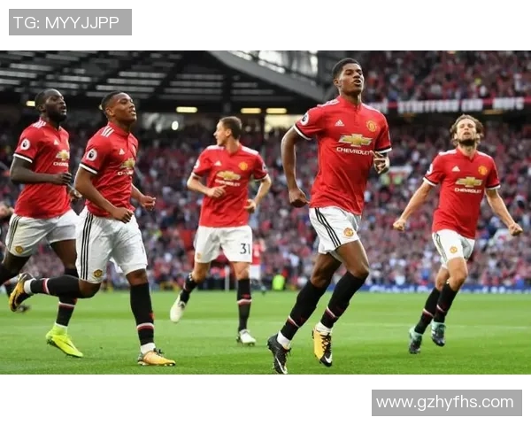 塞维利亚官方宣布与曼联续约更换追加买断条款